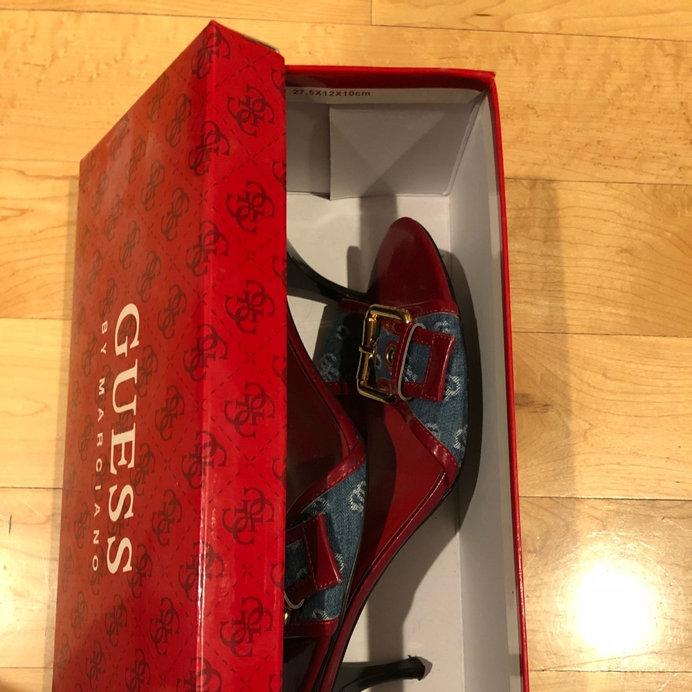 Shoes size 7